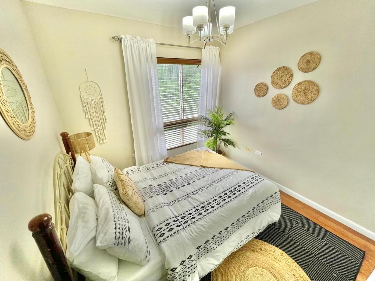 Modern 3 Bedroom Condo In Private Community #8 Petit Valley Екстер'єр фото
