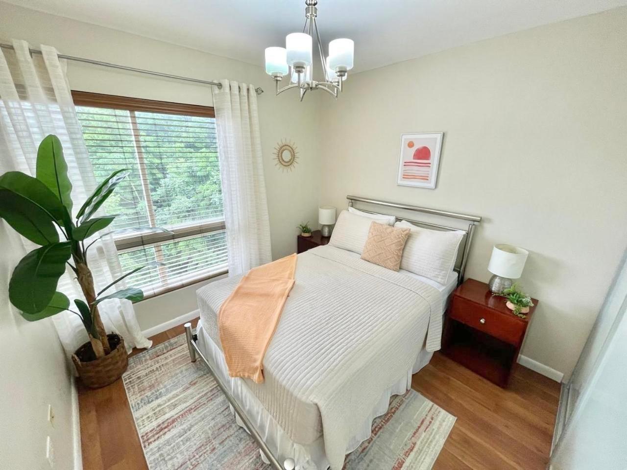 Modern 3 Bedroom Condo In Private Community #8 Petit Valley Екстер'єр фото
